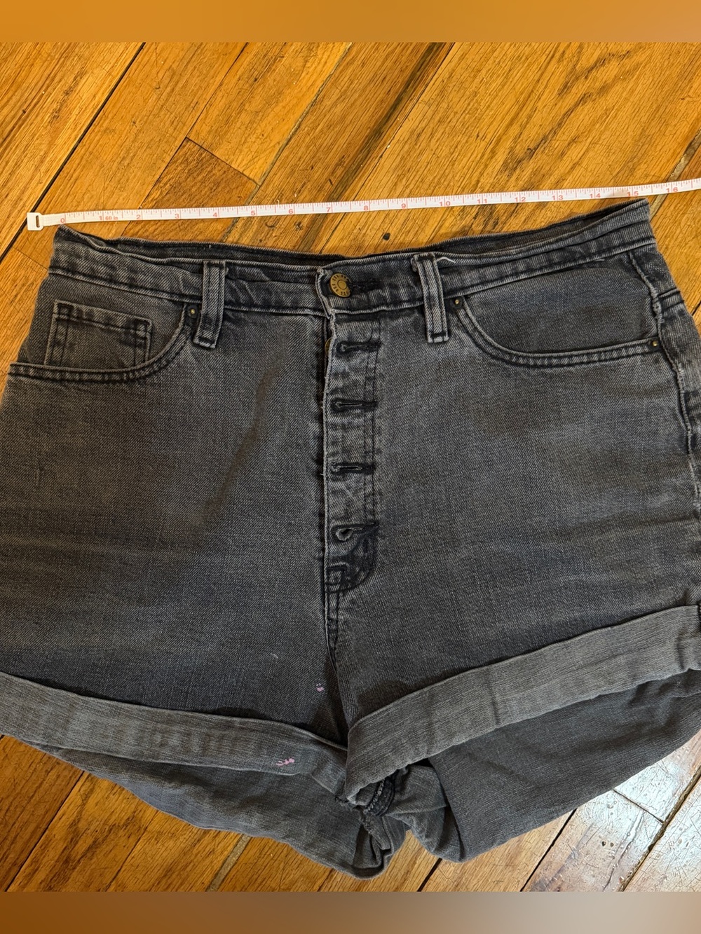 BLACK DENIM SHORTS